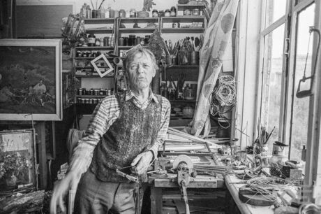 Der Maler  Fjodor Grigorijewitsch Djakow in seinem Atelier in Petropawlowsk-Kamtschatski, 1993