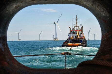 Aufbau des Offshore-Windparks Ormonde in der Irischen See, 2011